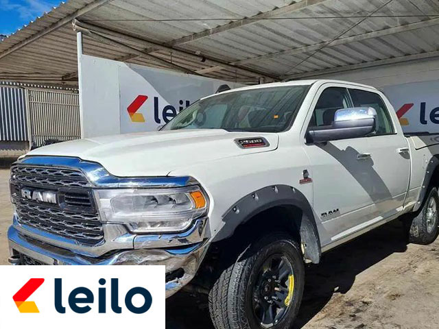 LOTE 005 - CHRYSLER RAM 2500 LARAMIE 2019