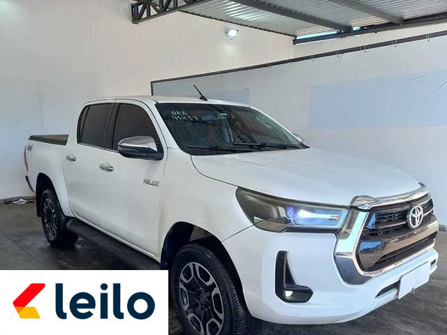 LOTE 015 - TOYOTA HILUX CD SRV 2020