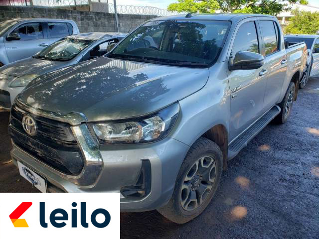 LOTE 002 - TOYOTA HILUX CD SRV 2021