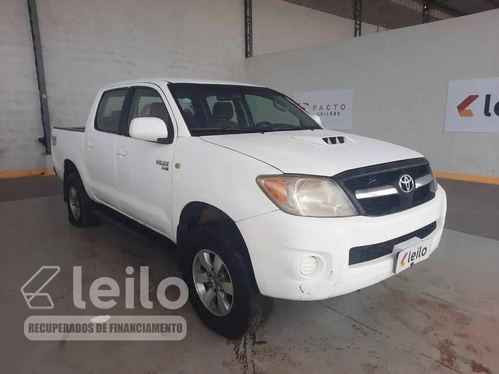 LOTE 018 - TOYOTA HILUX 2009