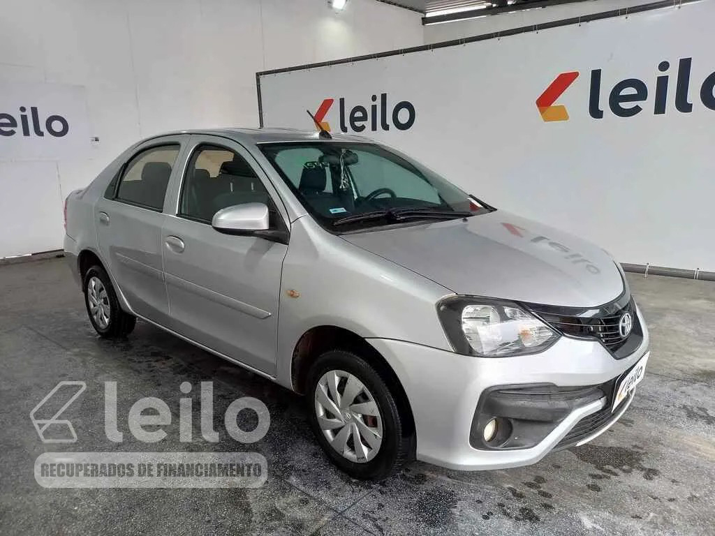 LOTE 015 - TOYOTA ETIOS SD X VSC MT 2019