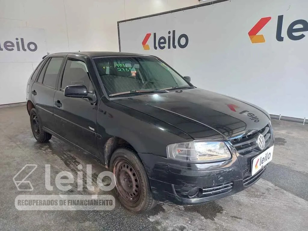LOTE 028 - VOLKSWAGEN GOL 1.0 GIV 2013