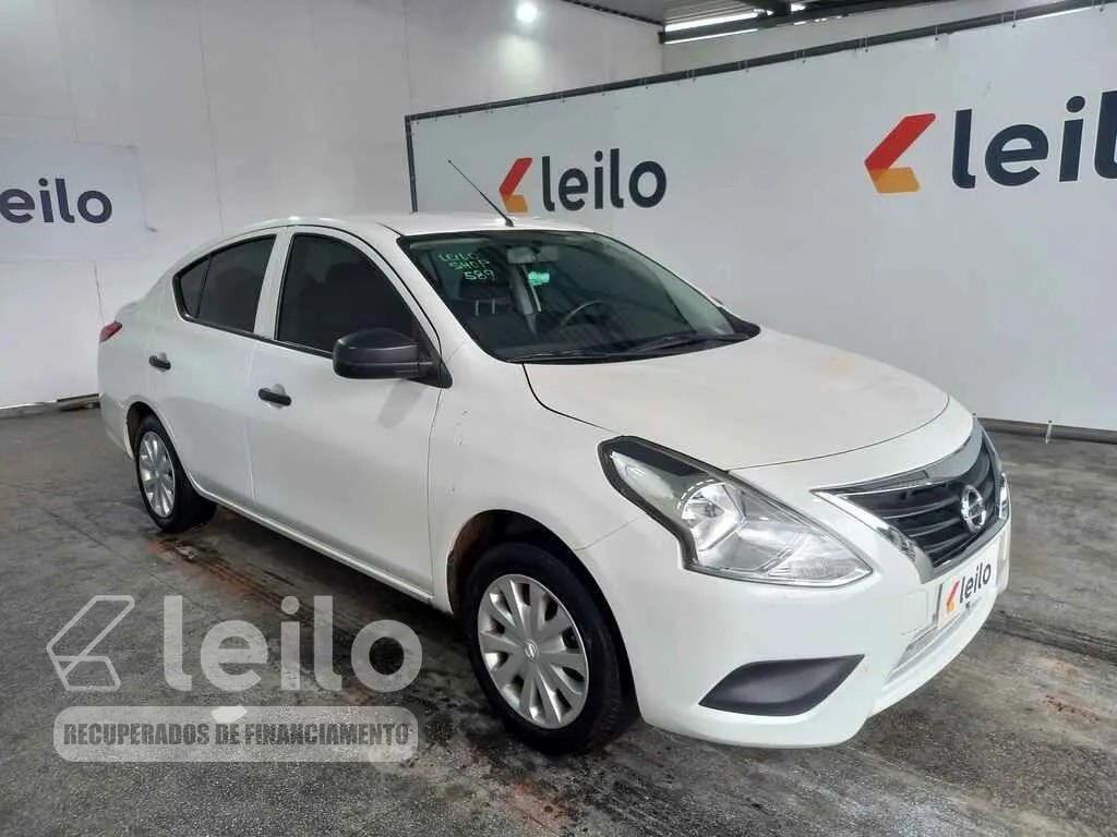 LOTE 029 - NISSAN V-DRIVE 2021