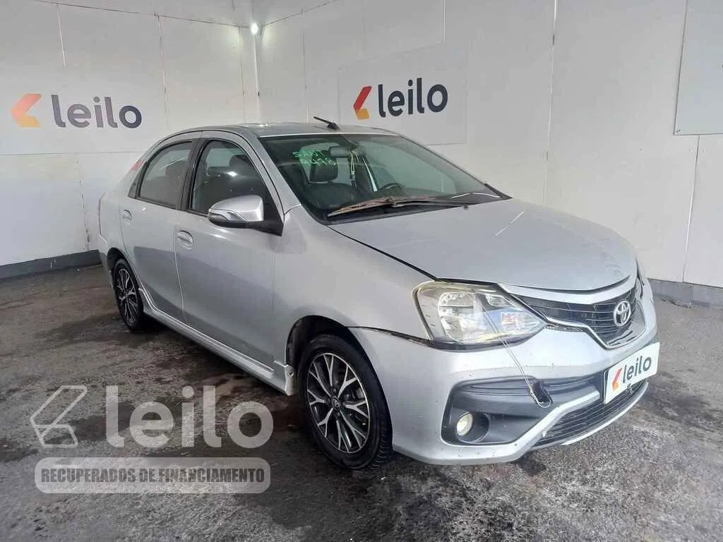 LOTE 001 - TOYOTA ETIOS PLATINUM 2018