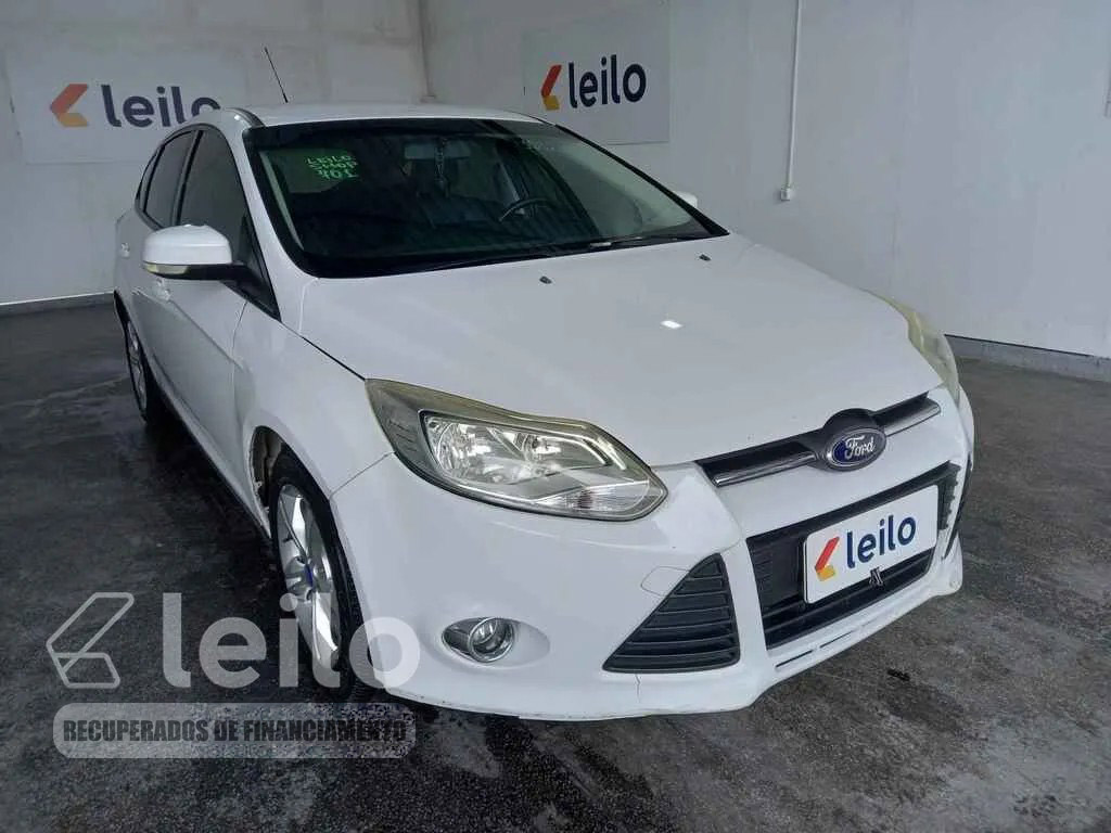 LOTE 006 - FORD FOCUS AT H 2015