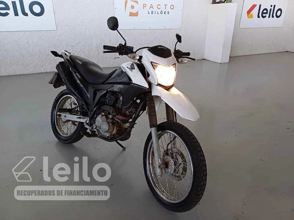 LOTE 018 - HONDA NXR160 BROS ESD 2015