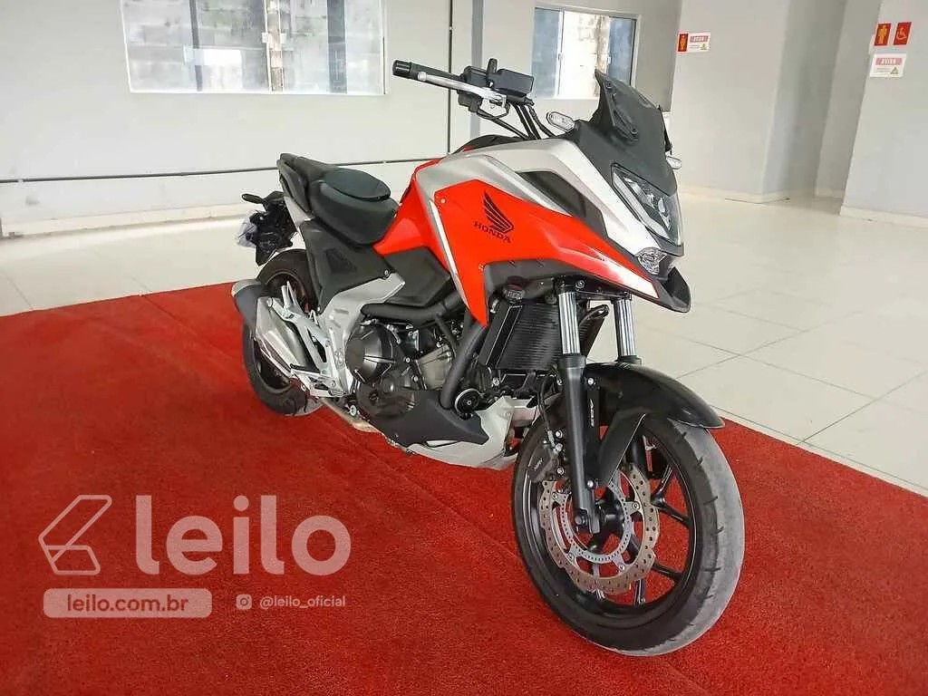 LOTE 005 - HONDA NC 750X 2022