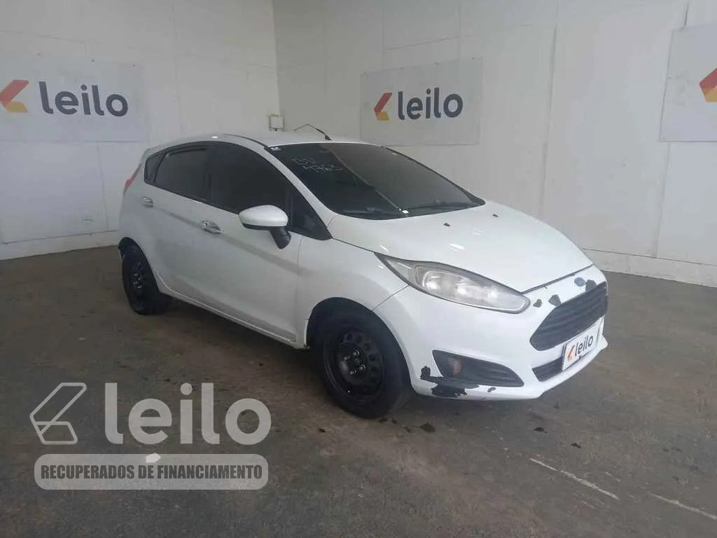 LOTE 040 - FORD FIESTA HATCH S 2015