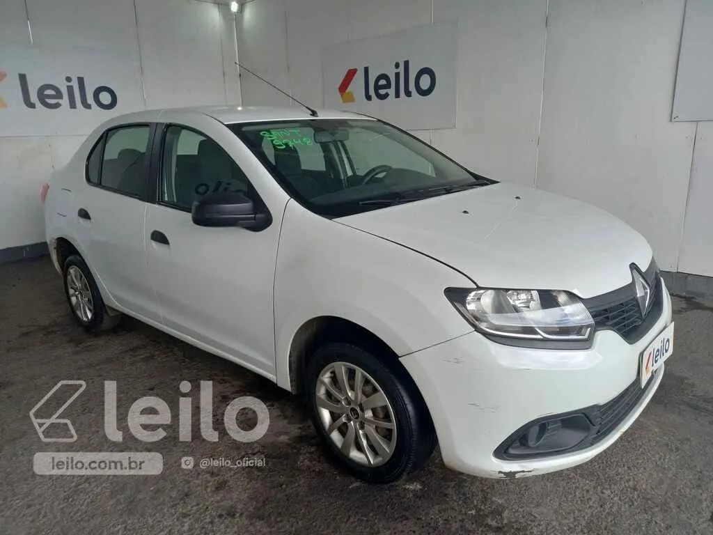 LOTE 029 - RENAULT LOGAN AUTHENTIQUE 2018