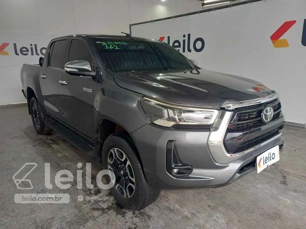 LOTE 039 - TOYOTA HILUX CD SRX A 4FD 2017